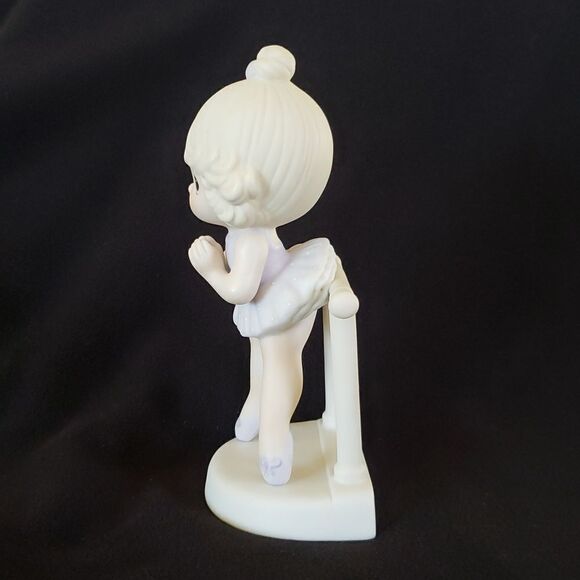 Vtg 1985 Precious Moments “Lord, Keep Me On My Toes” Porcelain Figurine #100129 - Picture 4 of 9